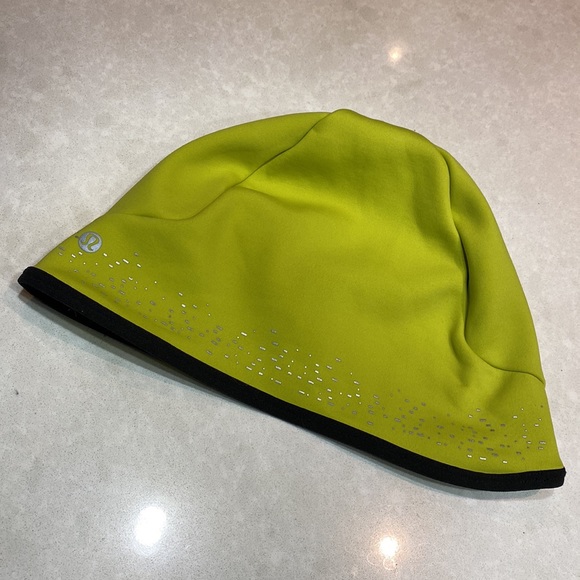 Lululemon Cold Terrain Run Beanie Yellow (One Size)⭐️⭐️⭐️⭐️ - Picture 4 of 16